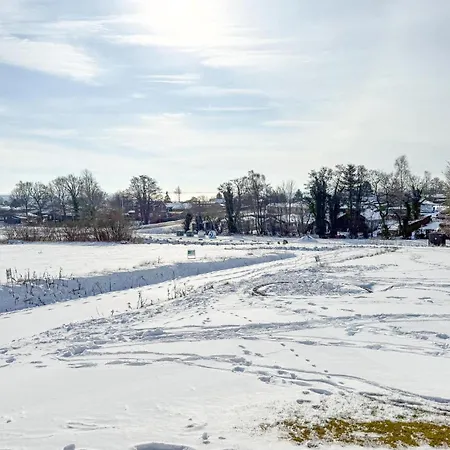 4 Bedroom Beautiful In 別荘 *