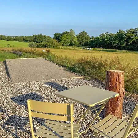 4 Bedroom Beautiful In 度假居 *