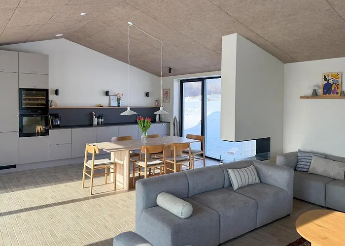 4 Bedroom Beautiful In * Haderslev