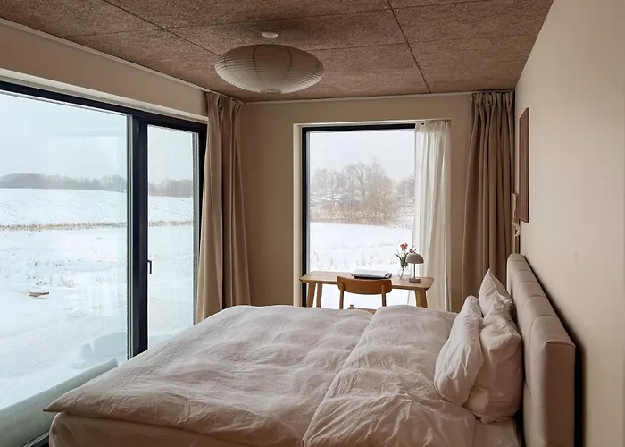 別荘 4 Bedroom Beautiful In *