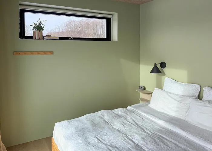 4 Bedroom Beautiful In