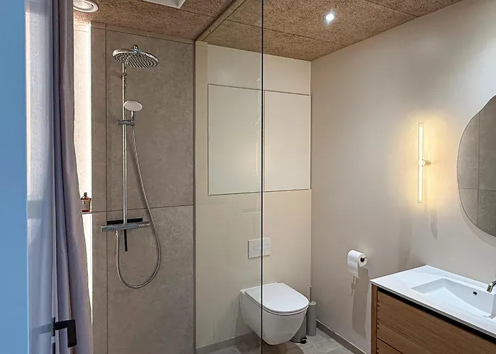 4 Bedroom Beautiful In Nyaraló *